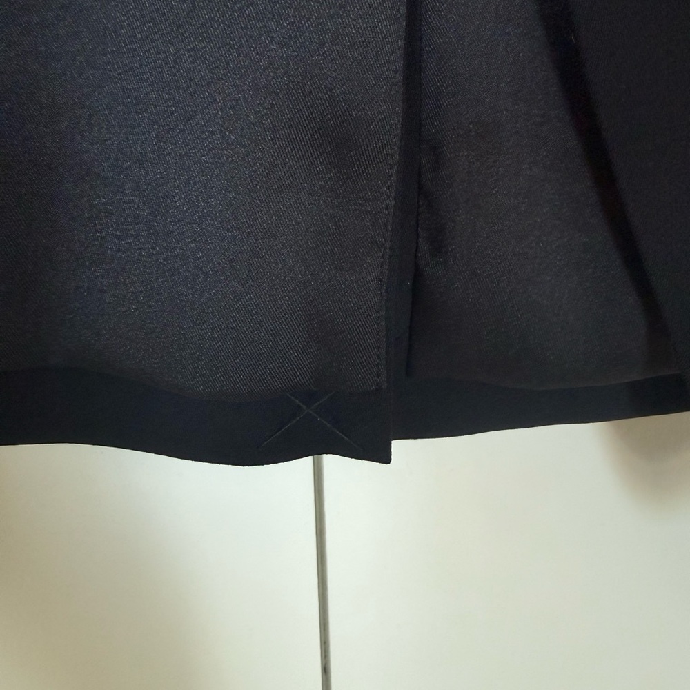 Vince Crepe Black Double-Breasted Blazer - Picture 7 of 7